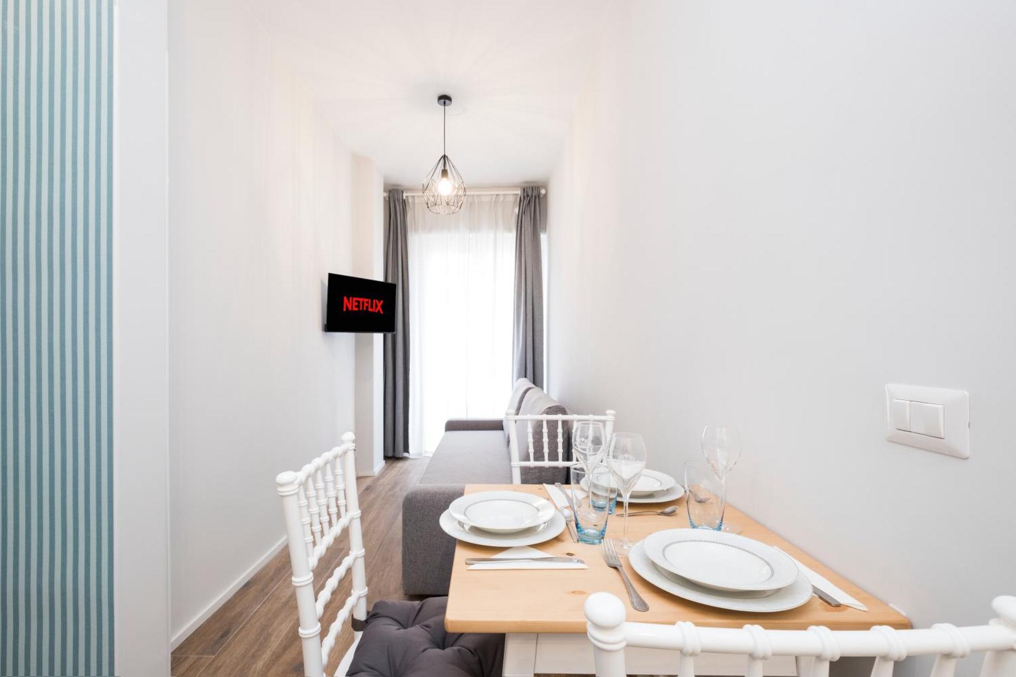 15 Minutes From The Centre Free Wi-fi & Netflix